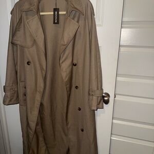 PrettyLittleThing Women’s Tan Trench Coat NWT